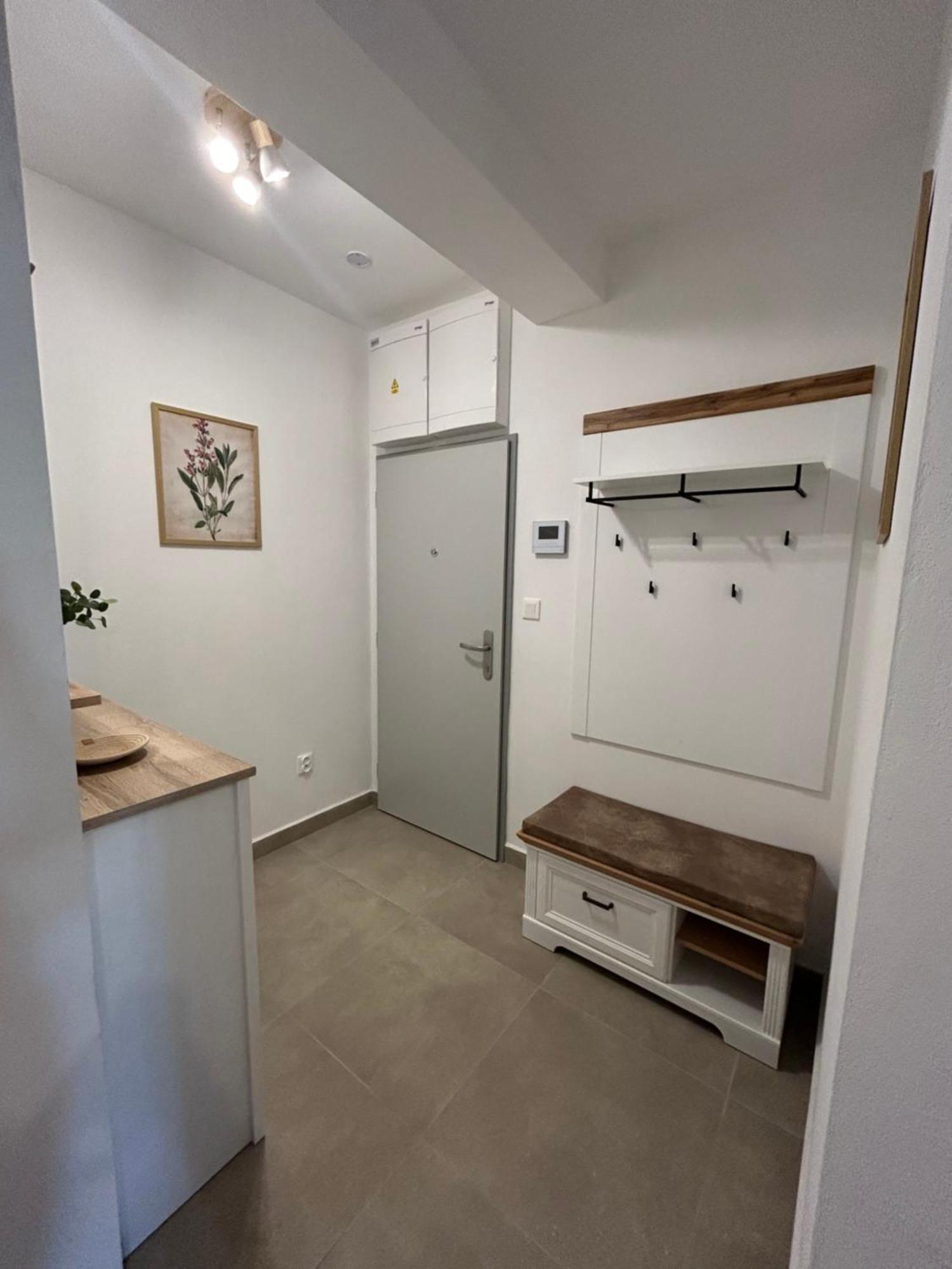 Vsichni Se Vlezem Apartment *
